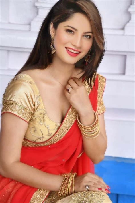 Neelam Muneer Wallpapers Wallpaper Cave