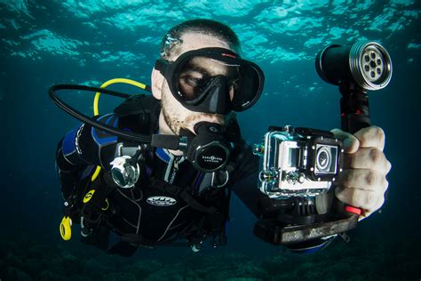 review gopro hero  scuba diver life
