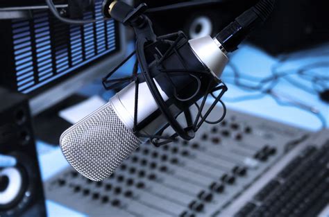 brace  impact   cbs entercom merger means   radio