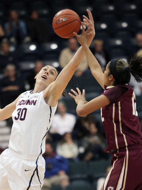 Game Report Kml Uconn Bounce College Of Charleston