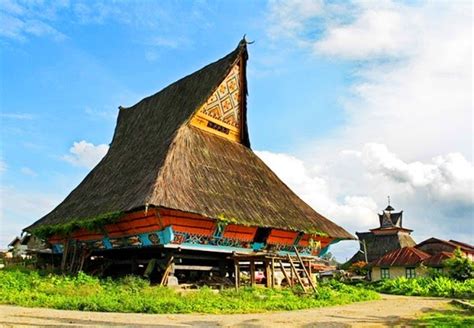 indonesia warna warni rumah adat batak karo
