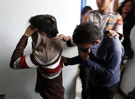 indonesian court sentences gay couple to 85 lashes for having sex 9honey
