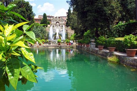 beautiful gardens  italy planetware