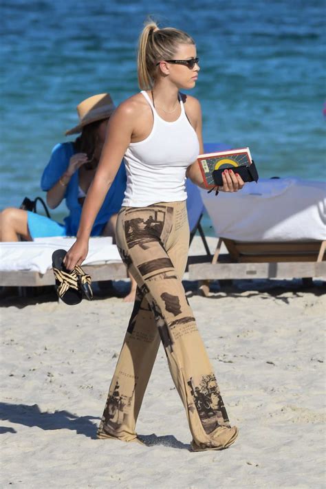 Sofia Richie In Bikini On The Beach In Miami 11 28 2019 –