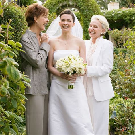 don t do these 7 things when your daughter is getting married martha stewart weddings