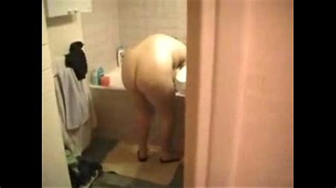 spying my busty mom fully nude in bathroom xnxx