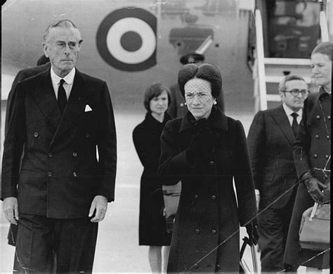 how wallis simpson s heart lay elsewhere daily mail online