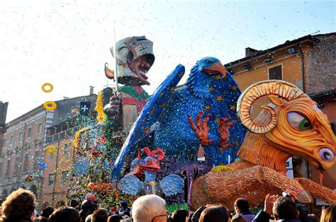 carnival carnevale   italy  italy carnival ash wednesday