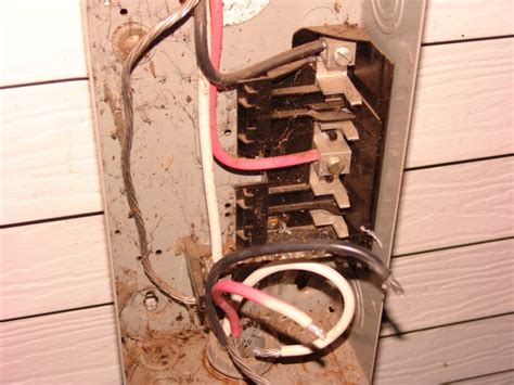 adding  volt outlet  existing   wire  hot tub