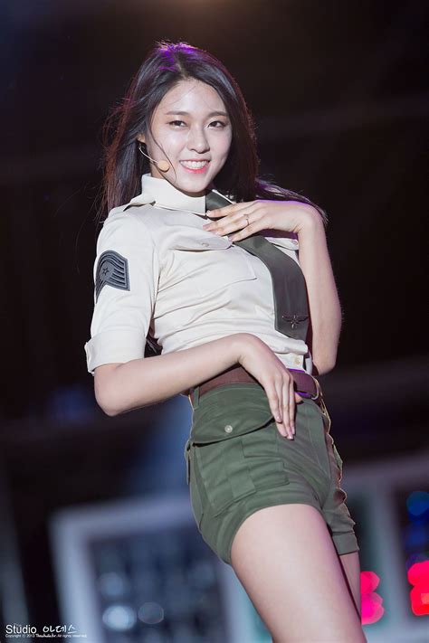 Aoa Seolhyun Korean Model Kim Seol Hyun Seolhyun