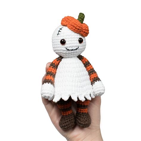 halloween cuddle  ghost crochet pattern amigurumi today