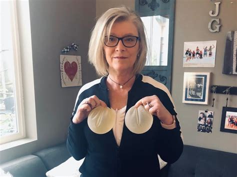 woman had a breast implant photoshoot after she got them removed