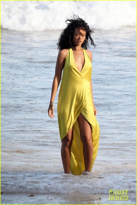 Rihanna Beach Photoshoot Rihanna Age Albums
