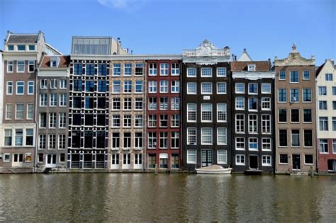 amsterdam hits illegal airbnb hosts    fines dutchreview