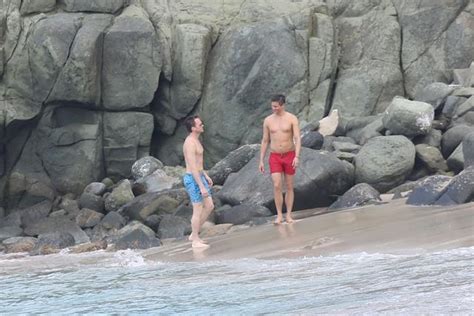Surf S Up Neil Patrick Harris Gets A Rise Out Of Hubby David Burtka