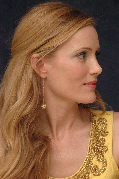 leslie mann photo 6 of 109 pics wallpaper photo 401124 theplace2