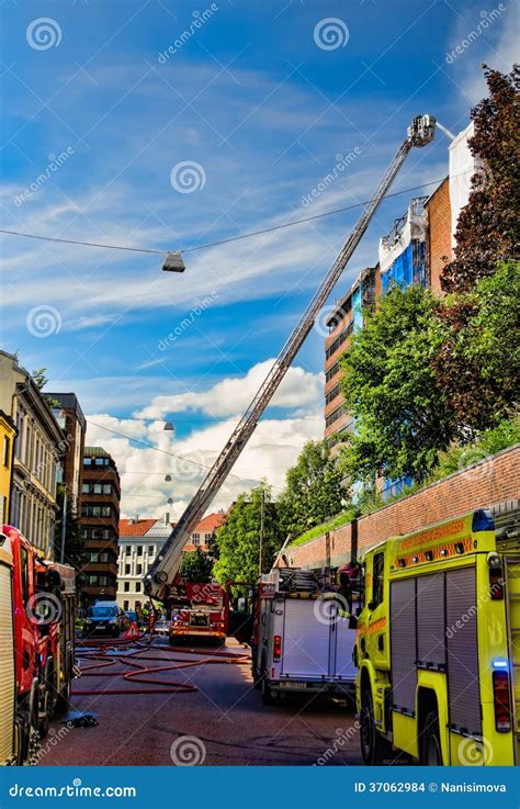 firemen   ladder editorial stock image image  blaze