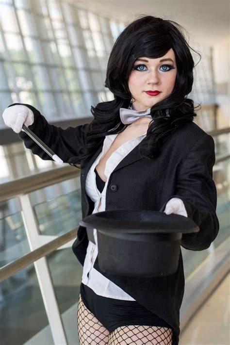 17 Best Images About Harley Quinn And Zatanna On Pinterest