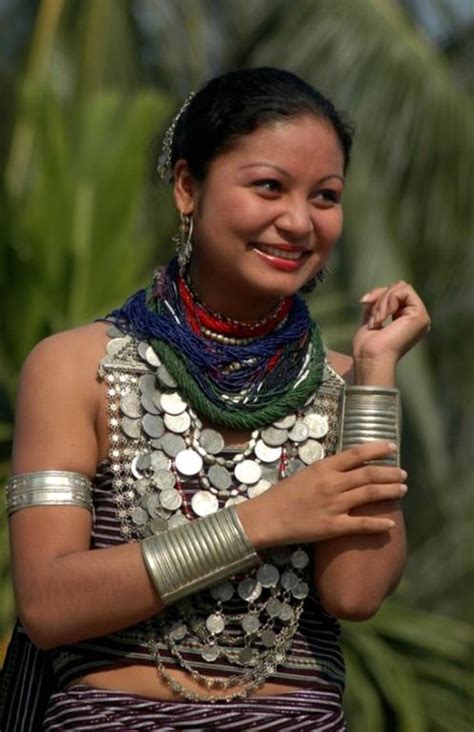 10 Portraits Of Tribal Women That Testify That Theres