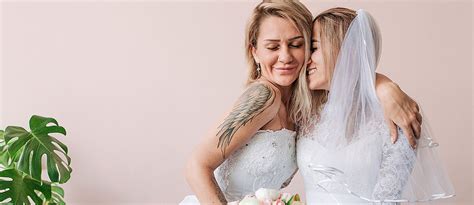 20 Super Cute Gay And Lesbian Wedding Ideas Wedding Forward