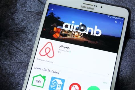 airbnb  breach   lease hart reade