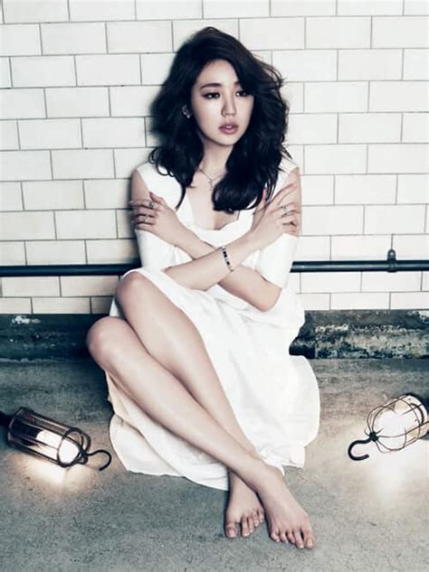 49 hot photos of yoon eun hye that will make you long for her