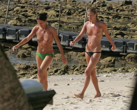 Courteney Cox And Kate Moss Topless On The Beach 95153