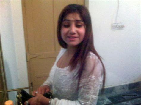 Indian Desi Call Girl Randi Jayshree With Customer Photos