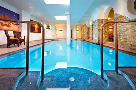 wellness hotel  indoor pool  tauernhof  kaprun