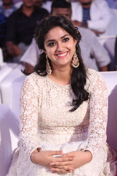 keerthi suresh hot and sexy photos beautiful pix