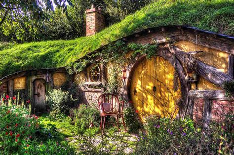 build  hobbit house diy projects craft ideas  tos