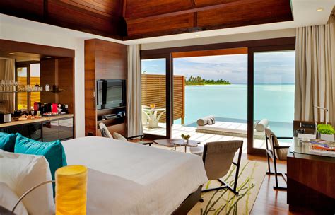 luxury resorts   maldives wanderingtrader
