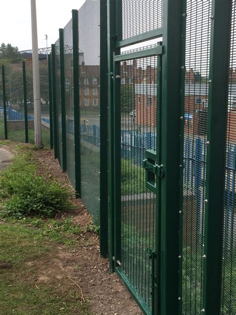 wire mesh gates hodges lawrence