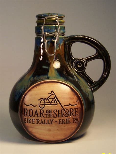 oz roar beer growler  black