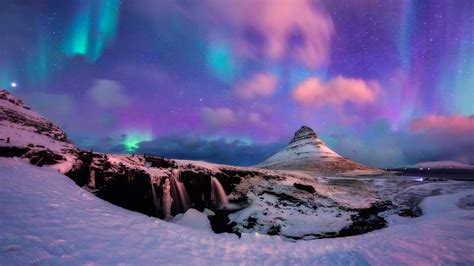 aurora borealis  northern lights  kirkjufell mountain