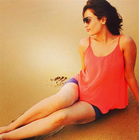 Surbhi Jyoti Hot Photo Photo Tadka