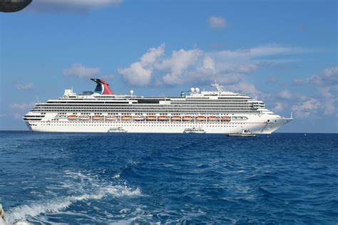 carnival splendor cruise review  soexcited september