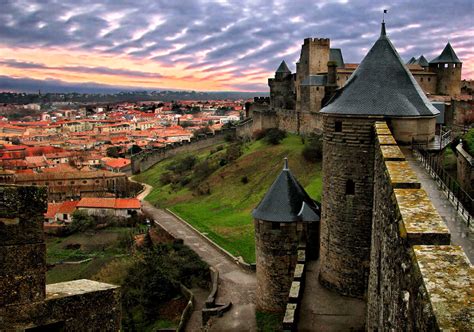 beautiful small towns   visit  france culture tourist