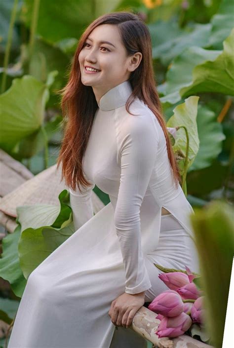 「vietnamese long dress」おしゃれまとめの人気アイデア｜pinterest｜marcos pintor アオザイ アジアの女性 女性