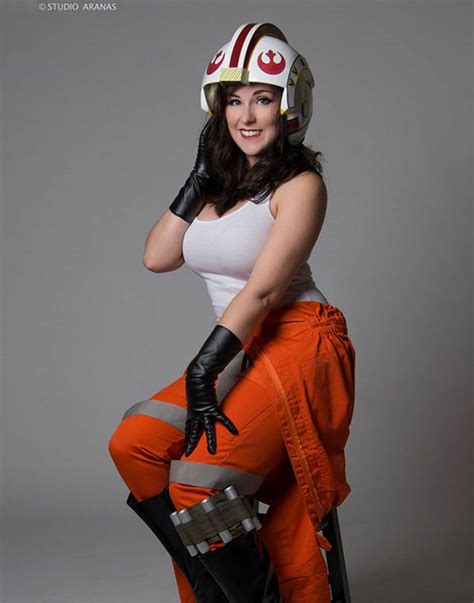 21 Super Cute Star Wars Pin Up Girls Brought To You From A