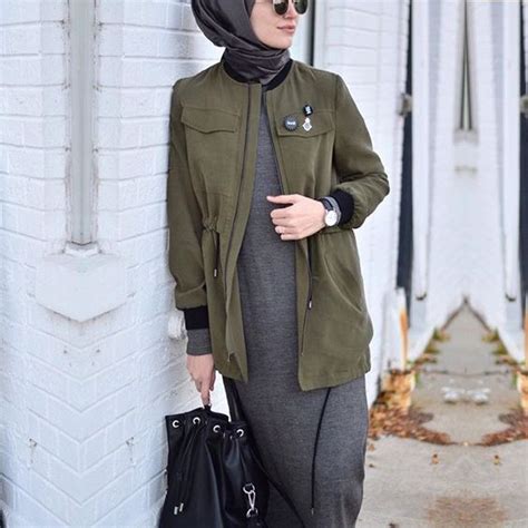 warna hijab  bagus  baju hijau tentara  hitam womantalk
