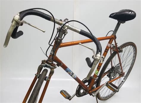 vintage ten speed bike bicycle  bull handlebars  hangar  prop rentals