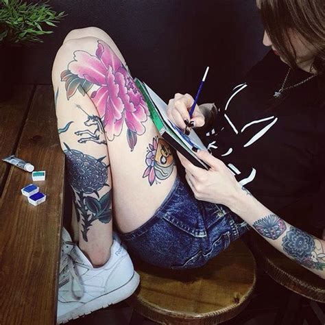 Sashaunisex Female Tattoo Artists Tattoos Tattoo Artists