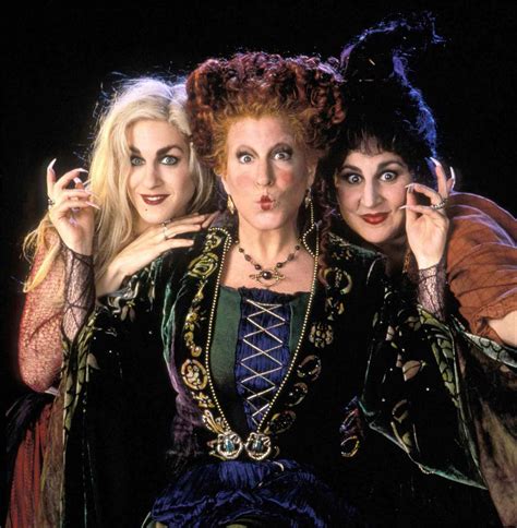 hocus pocus    disney  shares  photo  sequel