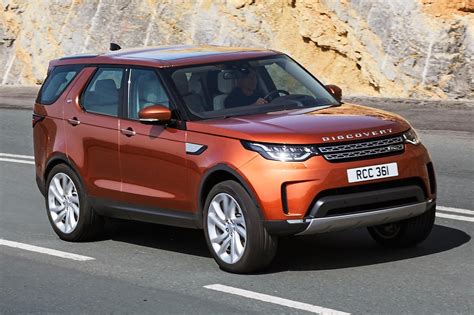 discovery   alive land rovers   seat practicality monster unveiled car magazine