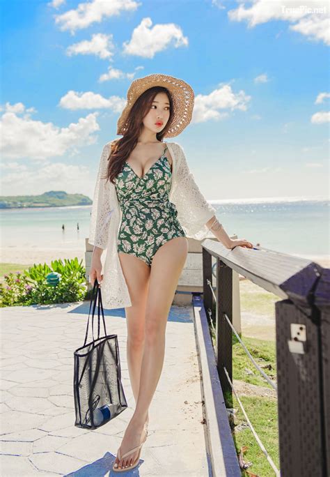 park jung yoon with sexy bikini in summer collection 2018 2