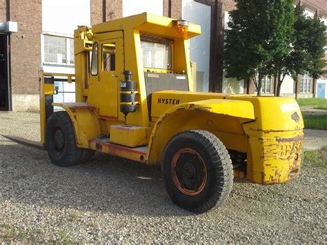 lb hyster forklift  sale call