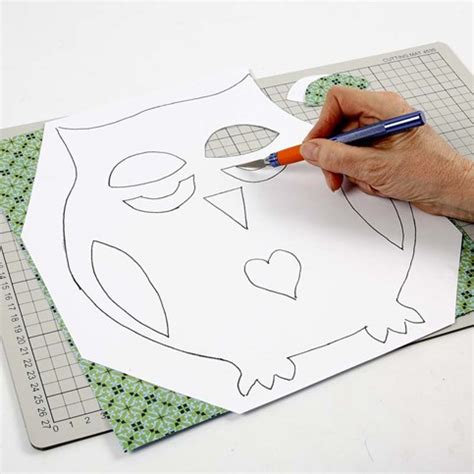 large owl cut   design paper  london series