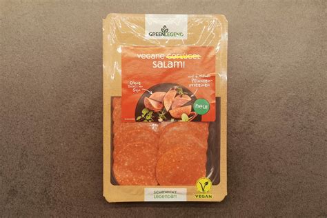 vegane salami von green legend fleischersatz produkte