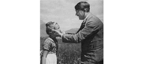Любимица Гитлера как маленькая еврейская девочка стала хорошим другом